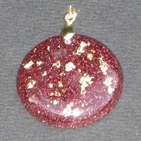 ORGONITE petit médaillon Grenat