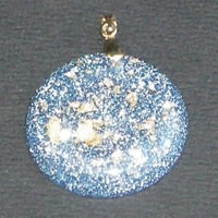 ORGONITE petit médaillon Bleu-ciel